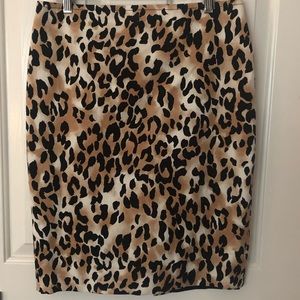 St. John Leopard Print Pencil Skirt